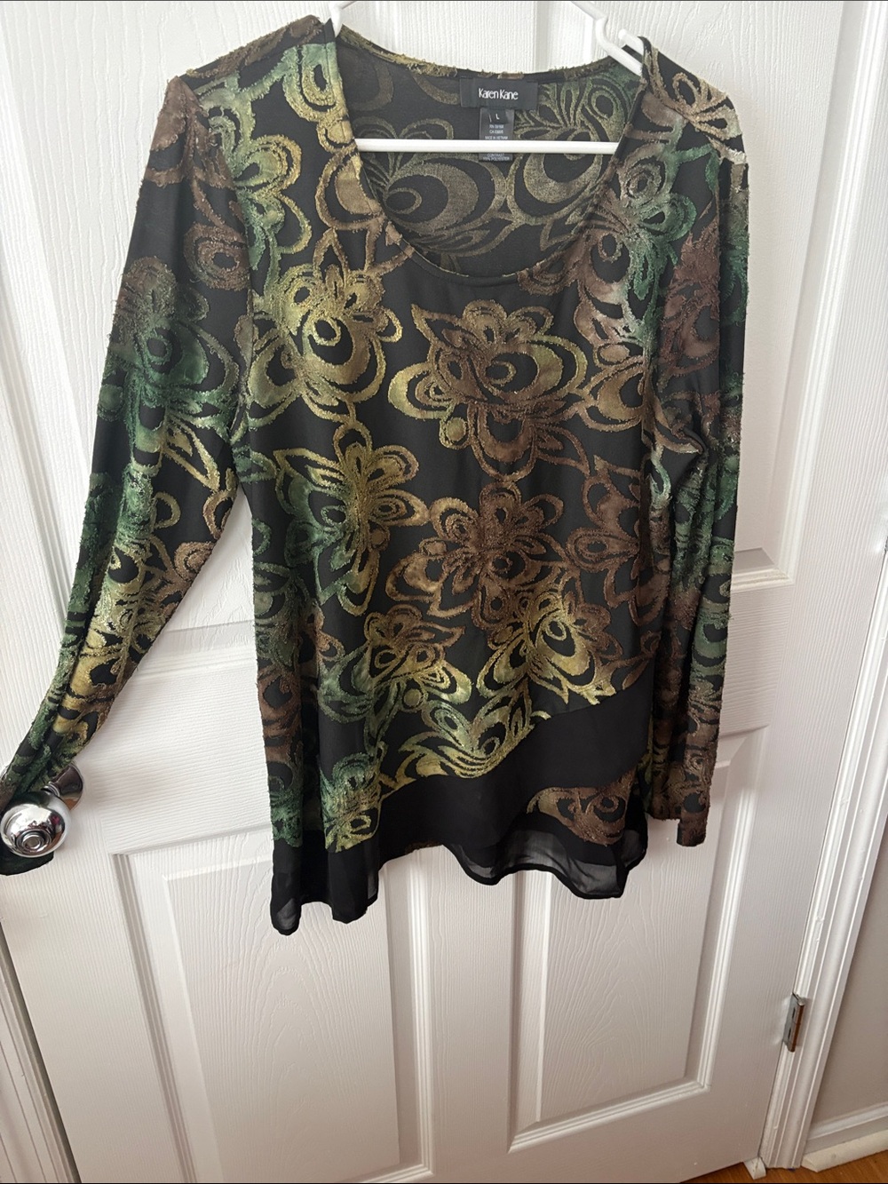 Karen Kane Black Tunic with Metallic Green & Gold Floral Pattern